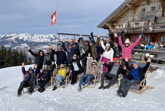 Coopers Team Event in Gstaad: Vision, Strategie & Schlitteln